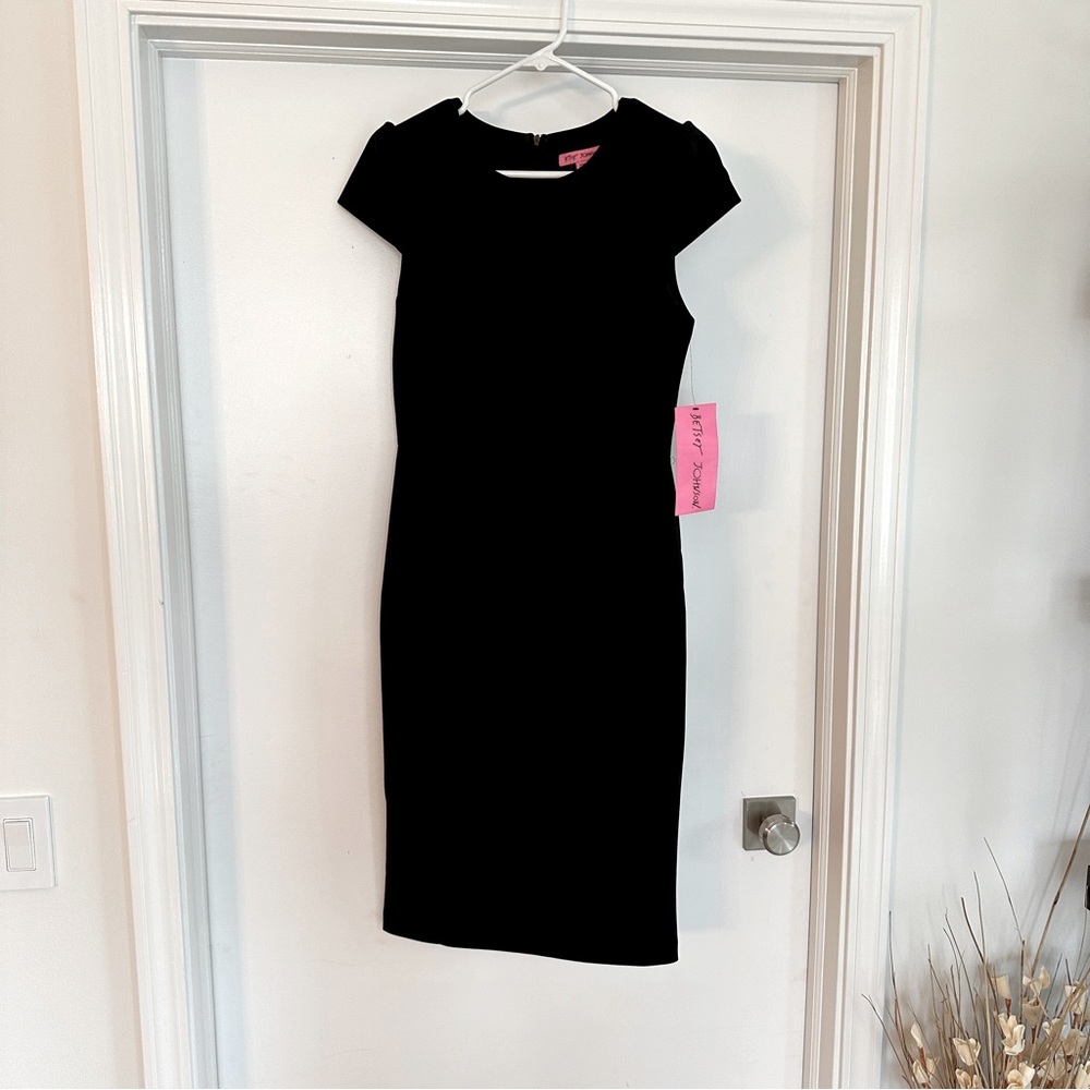 NWT Betsey Johnson Black Dress Sz 2, 4